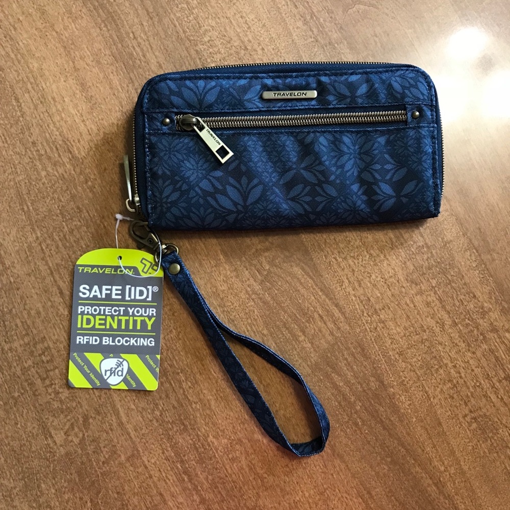 Travelon security wallet